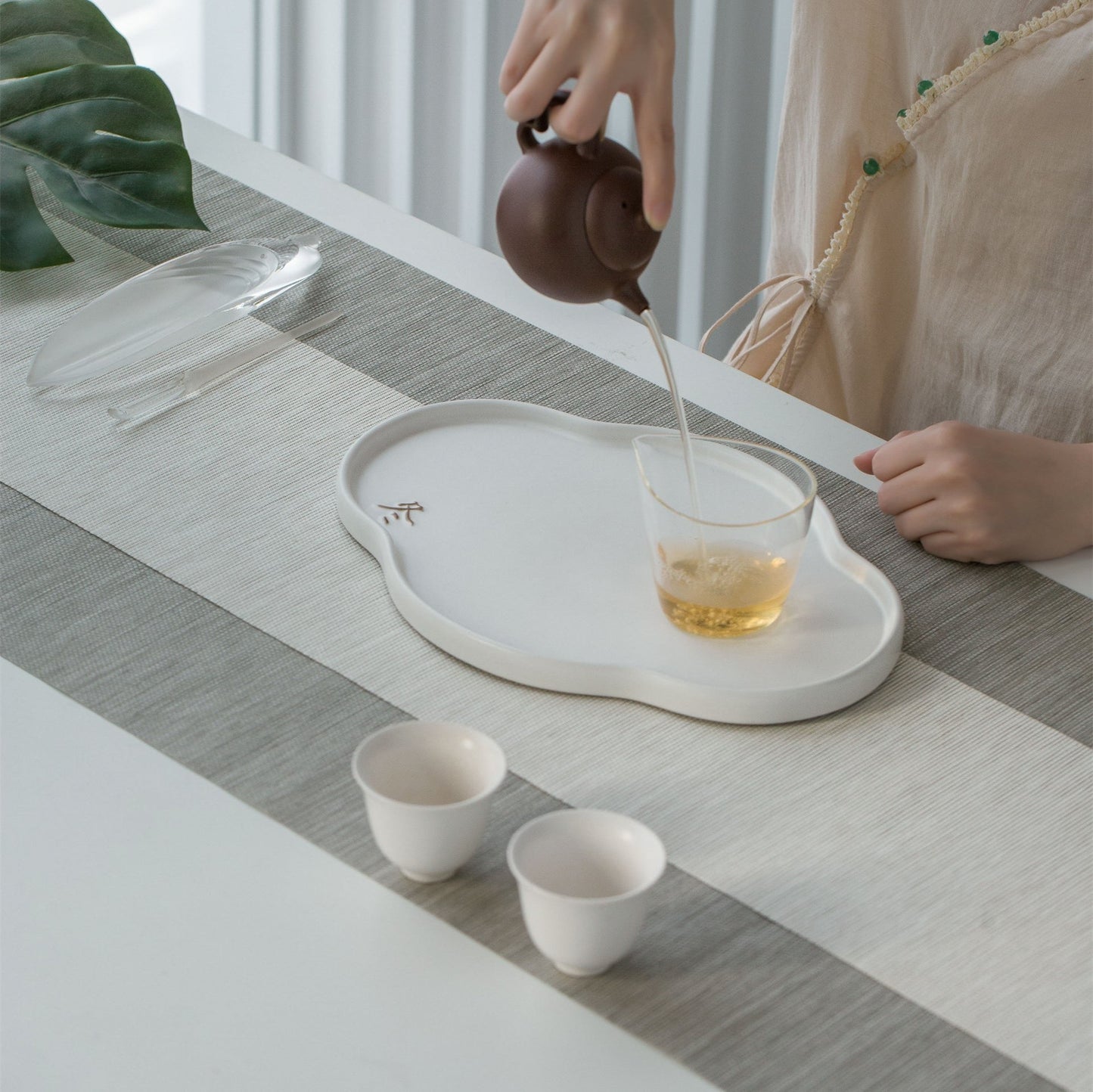 Four-Seasons Tea Tray