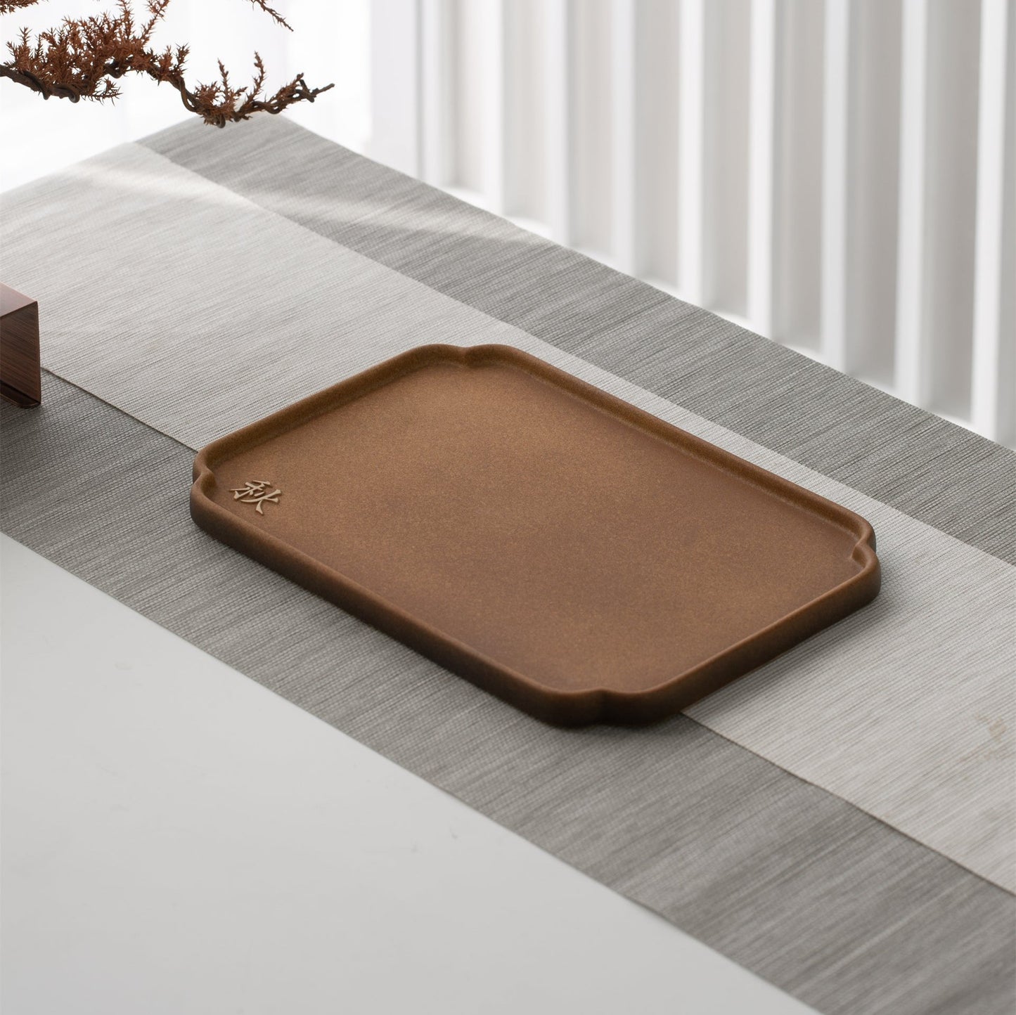 Four season tray